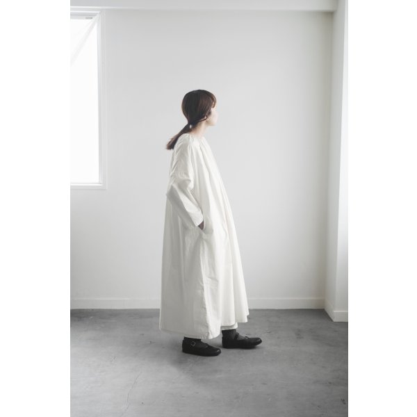 画像2: iotto / smock onepiece  ecru (2)
