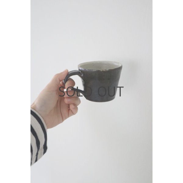 画像2: ●中村恵子/マグカップ(黒) (2)