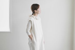 画像: iotto / frill salopette  ivory
